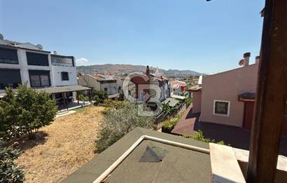 Guzelbahçe Kahramandere’de bahçeli teraslı şöminelı villa