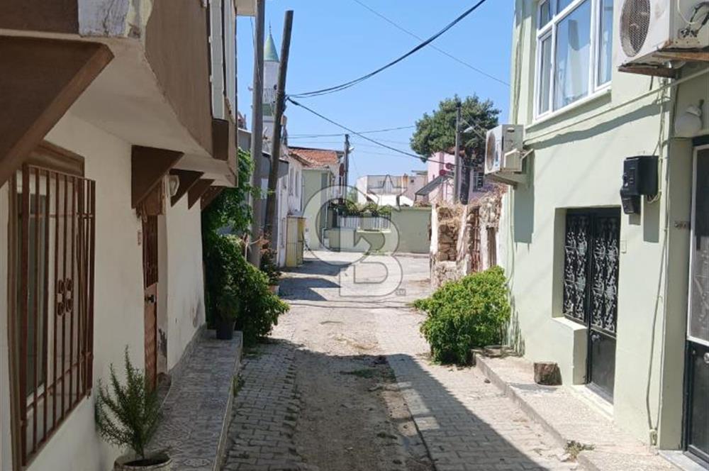 Çardak'ta 347,57 m² Arsa İçerisinde 3 Daireli Müstakil Satılık Bina