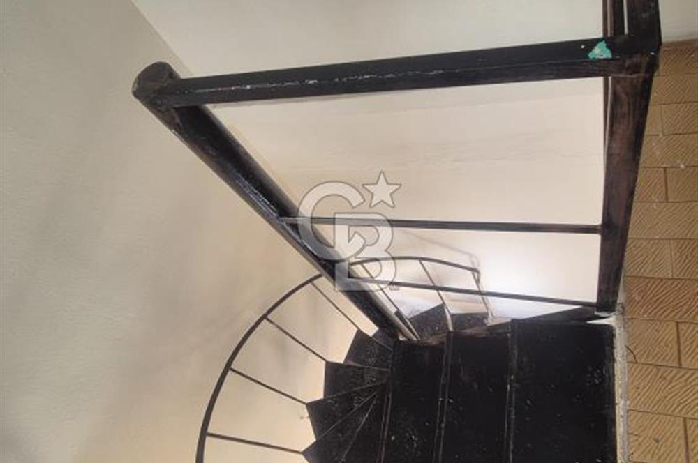 KARŞIYAKA BAHÇELİEVLER 50 M² NET + 20 M² BAHÇE | 30.000 TL KİRA GETİRİLİ DÜKKÂN”