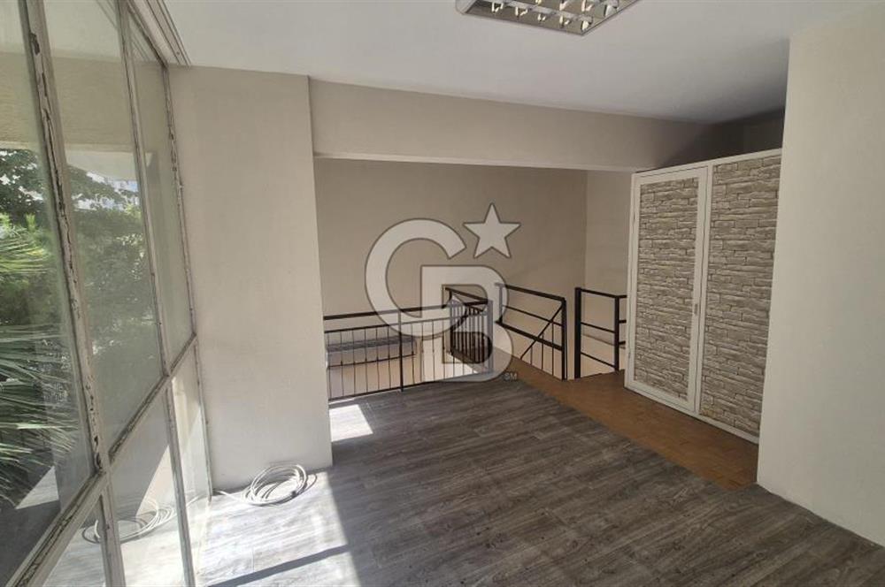 KARŞIYAKA BAHÇELİEVLER 50 M² NET + 20 M² BAHÇE | 30.000 TL KİRA GETİRİLİ DÜKKÂN”