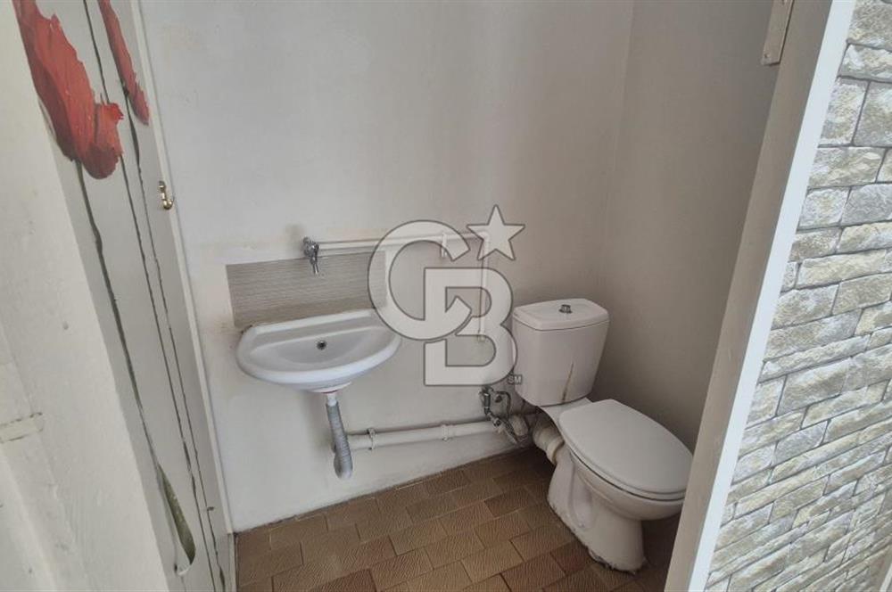 KARŞIYAKA BAHÇELİEVLER 50 M² NET + 20 M² BAHÇE | 30.000 TL KİRA GETİRİLİ DÜKKÂN”
