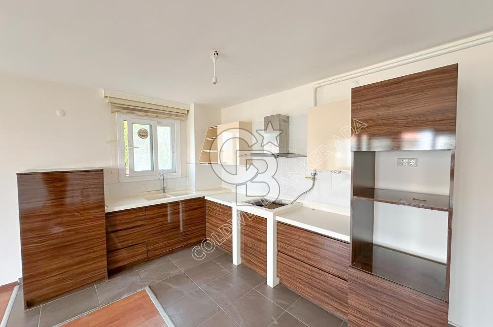 Kuşadası Ege Mahallesi Olivia Sitesi Satılık 3+1 Daire
