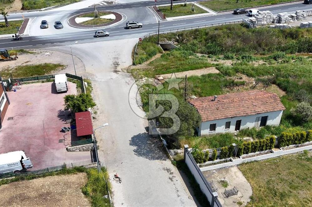 Güzelbahçe Çamlı Mahallesi’nde köşe parsel ticari arsa