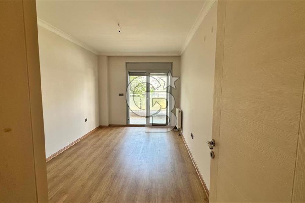 KARŞIYAKA GİRNE PARK EVLERİNDE GENİŞ FERAH SATILIK 3+1 DAİRE