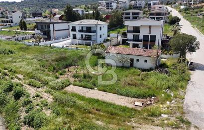 Güzelbahçe Çamlı Mahallesi’nde köşe parsel ticari arsa