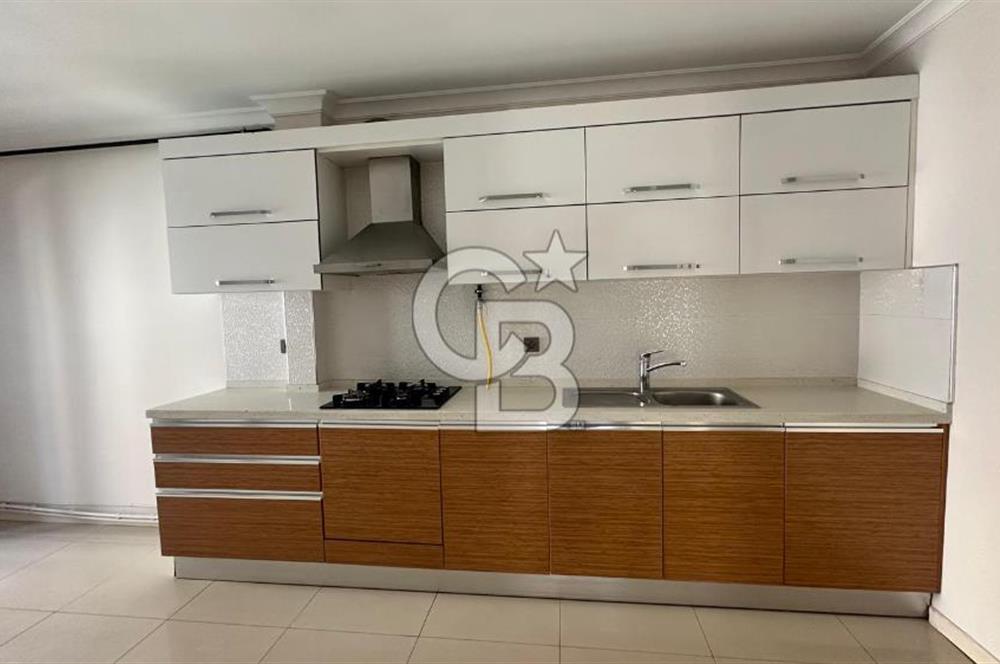 KARŞIYAKA GİRNE PARK EVLERİNDE GENİŞ FERAH SATILIK 3+1 DAİRE