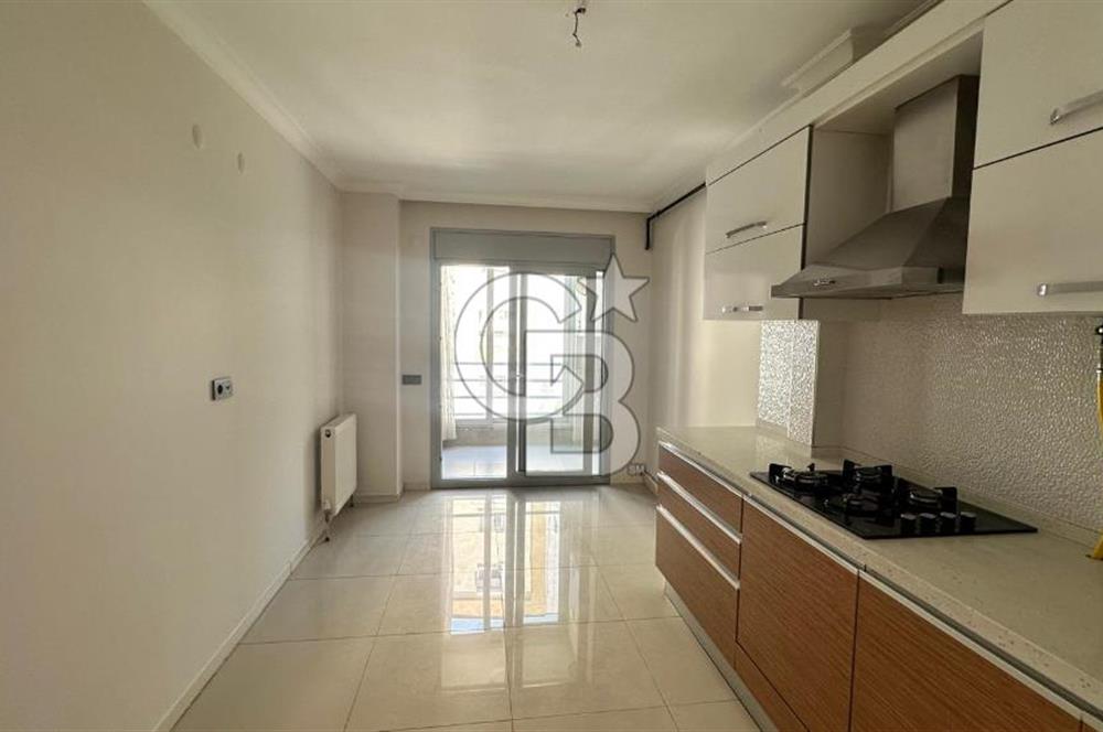 KARŞIYAKA GİRNE PARK EVLERİNDE GENİŞ FERAH SATILIK 3+1 DAİRE