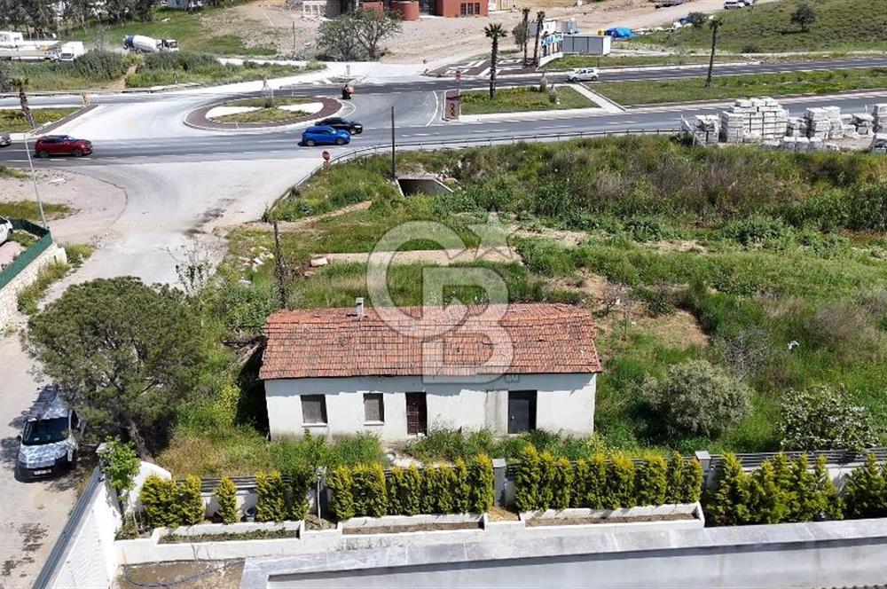 Güzelbahçe Çamlı Mahallesi’nde köşe parsel ticari arsa
