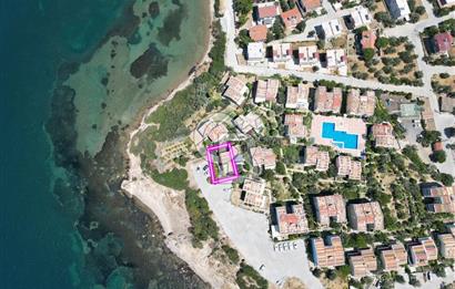 ŞAKRAN’DA SİTE İÇİNDE DENİZ MANZARALI SATILIK 3+1 DUBLEKS VİLLA