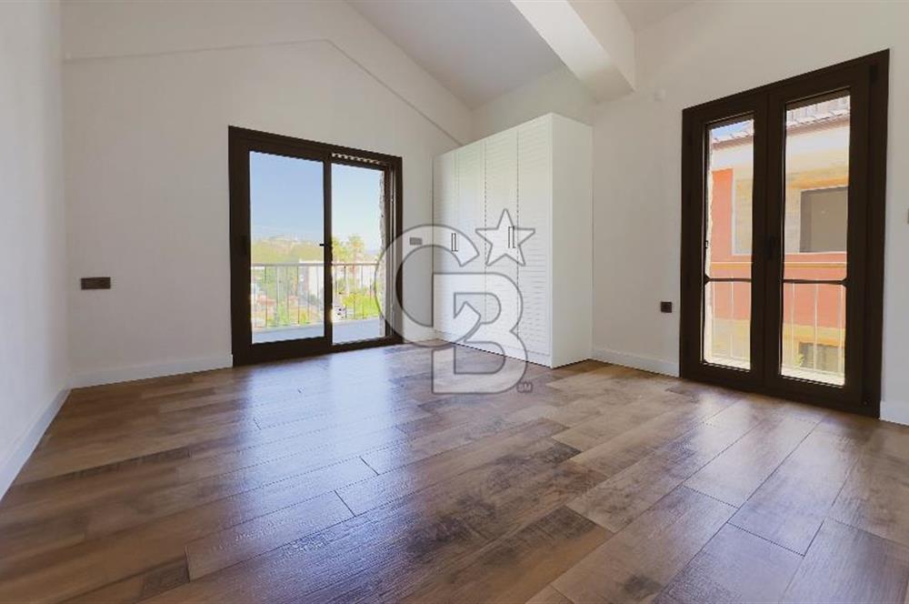 Datça Merkez'de 3+1 Özel Havuzlu Müstakil Villa