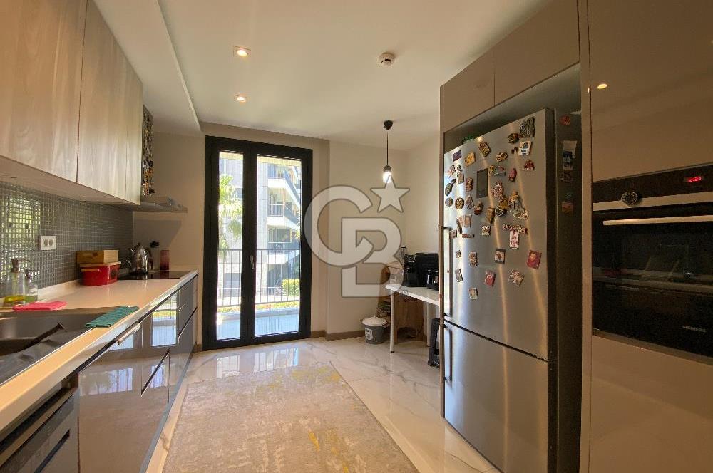 ARYOM KORU 2. ETAP'da HAVUZ MANZARALI 3+1 SATILIK DAİRE