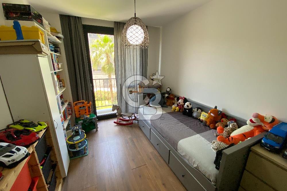 ARYOM KORU 2. ETAP'da HAVUZ MANZARALI 3+1 SATILIK DAİRE