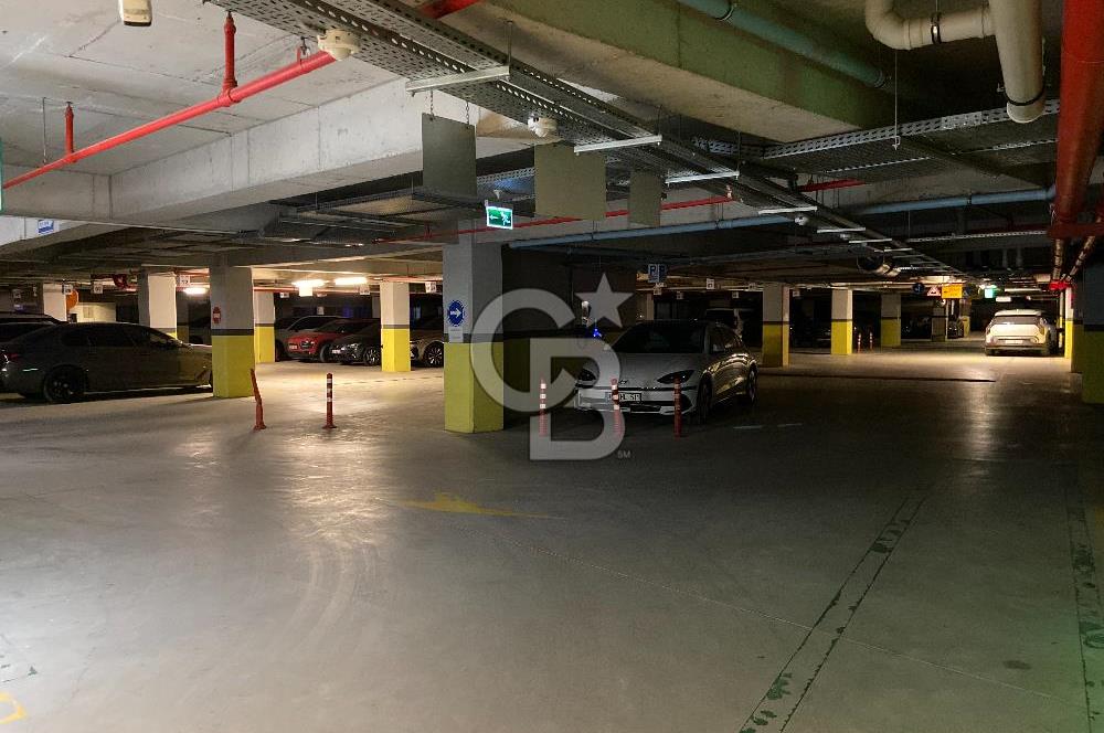 ARYOM KORU 2. ETAP'da HAVUZ MANZARALI 3+1 SATILIK DAİRE