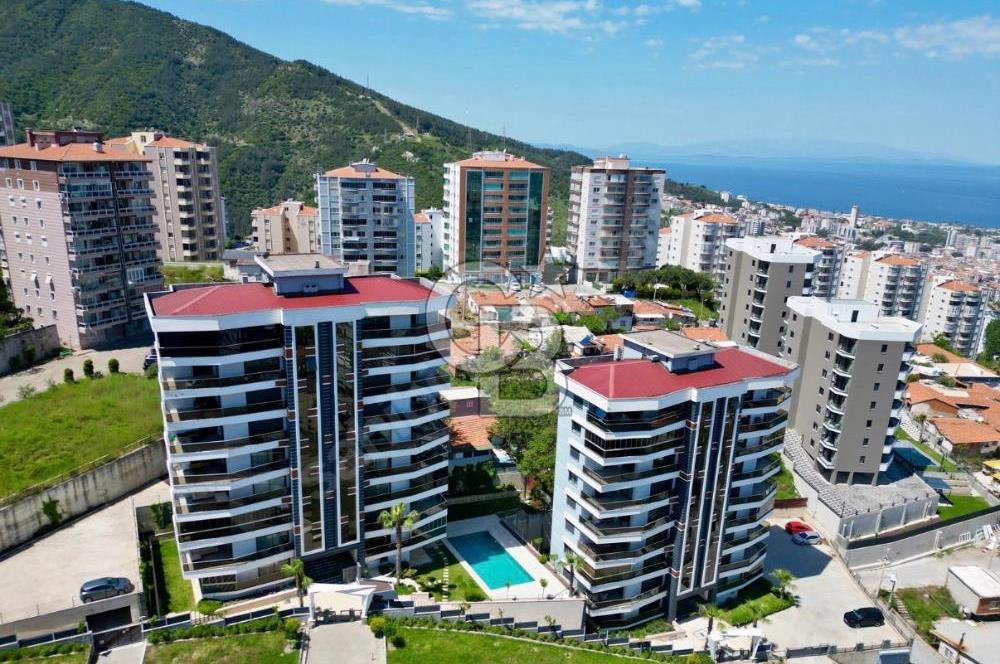 Narlıdere Lotus Gold sitesi Deniz Manzaralı Kiralık 3+1