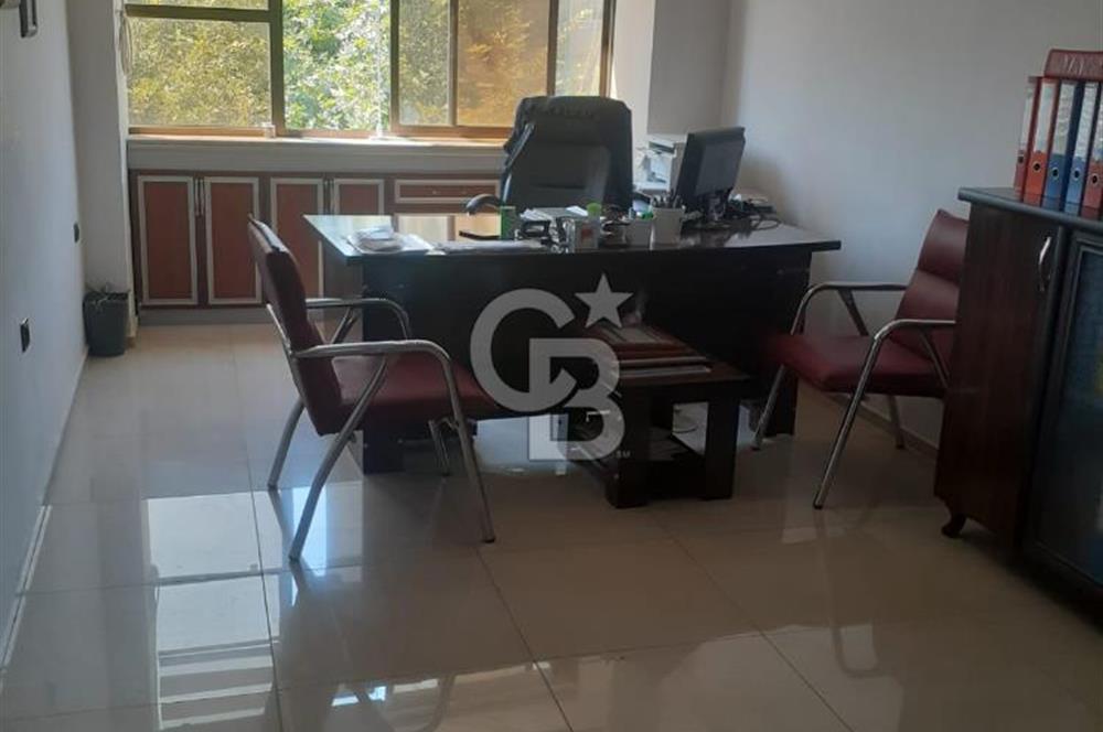 Şirinyer Merkezin de Eroğlu İş Merkezinde satılık ofis 