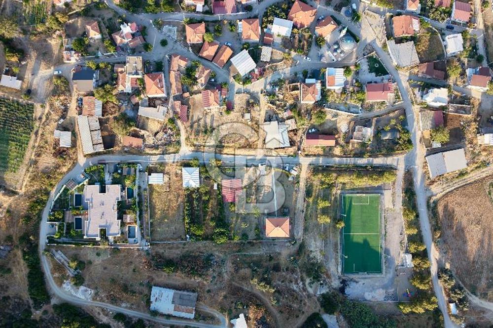 Seferihisar Turgut Köyü’nde 1.000 m² Köy İçi İmarlı Tarla