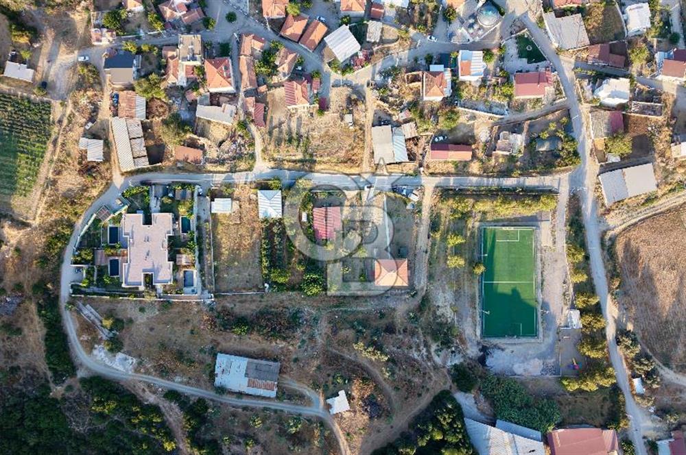 Seferihisar Turgut Köyü’nde 1.000 m² Köy İçi İmarlı Tarla