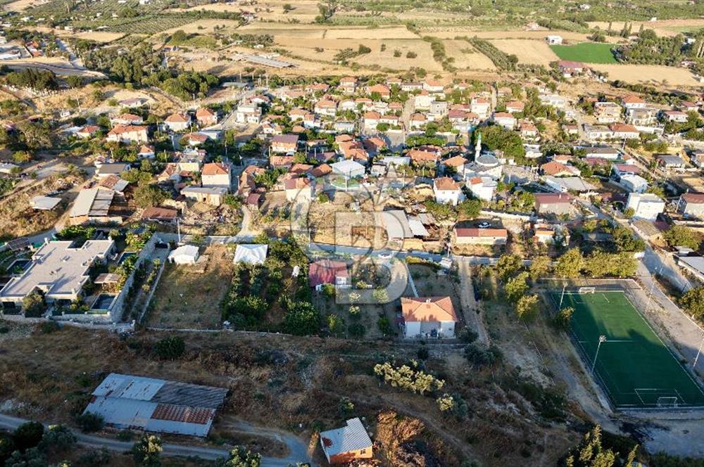 Seferihisar Turgut Köyü’nde 1.000 m² Köy İçi İmarlı Tarla