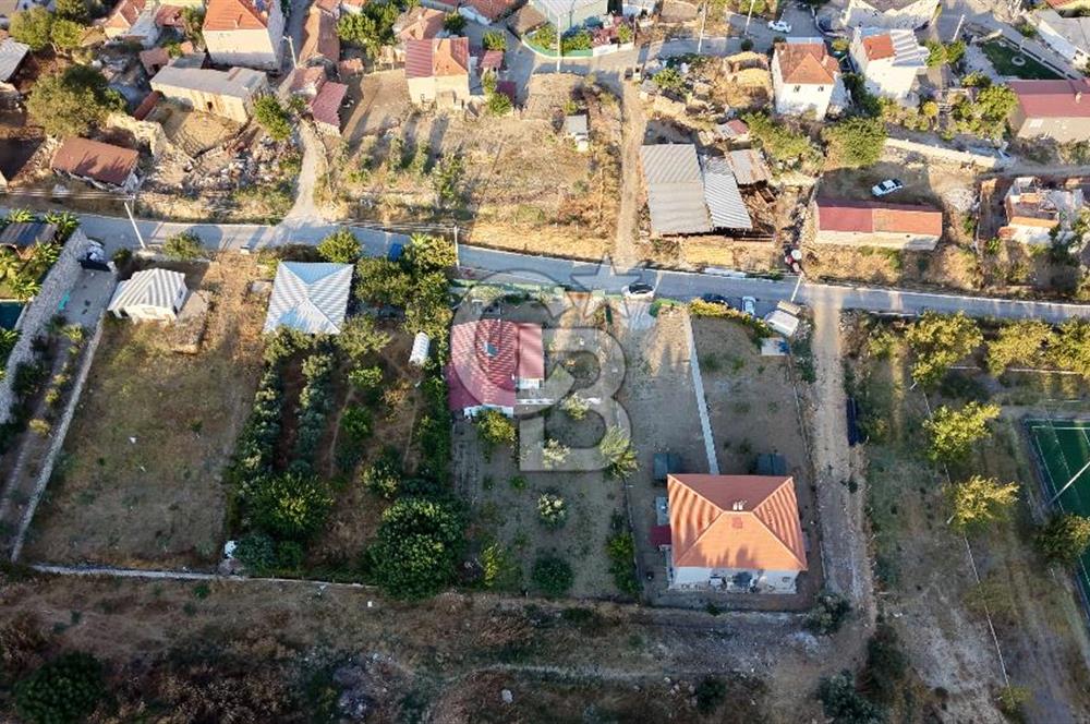 Seferihisar Turgut Köyü’nde 1.000 m² Köy İçi İmarlı Tarla