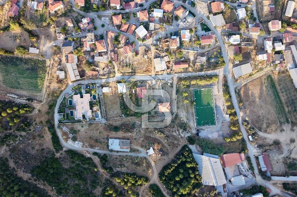Seferihisar Turgut Köyü’nde 1.000 m² Köy İçi İmarlı Tarla