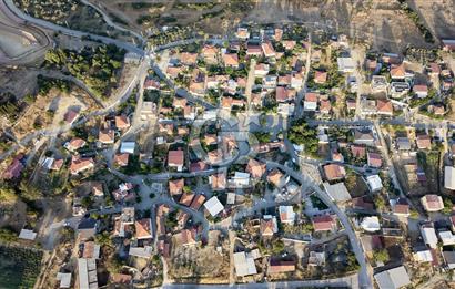 Seferihisar Turgut Köyü’nde 1.000 m² Köy İçi İmarlı Tarla