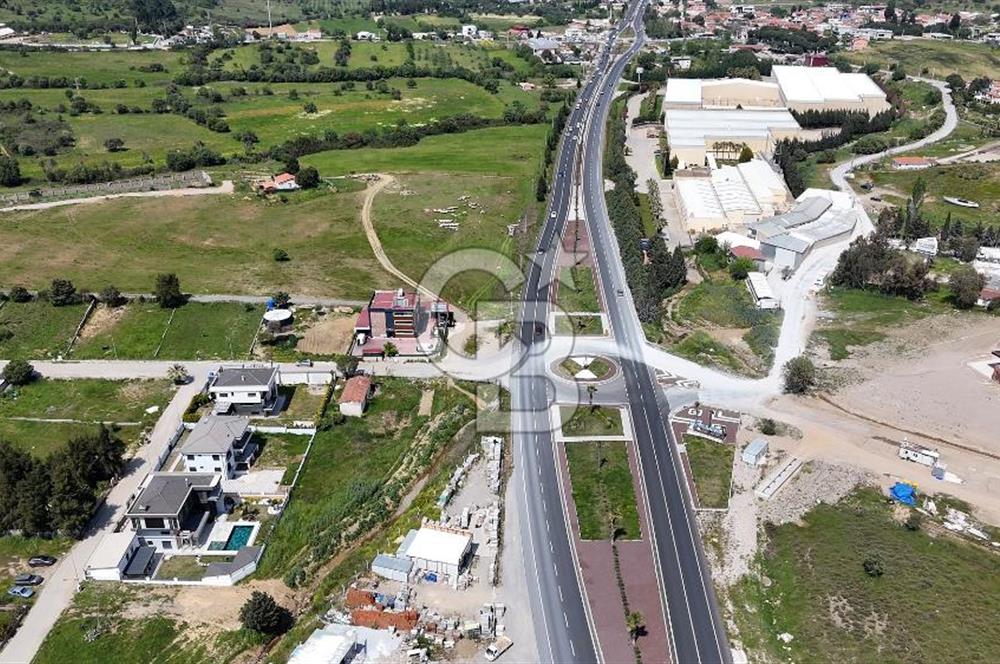 Güzelbahçe Çamlı Mahallesi’nde köşe parsel ticari arsa