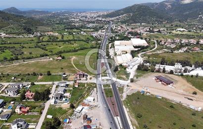 Güzelbahçe Çamlı Mahallesi’nde köşe parsel ticari arsa