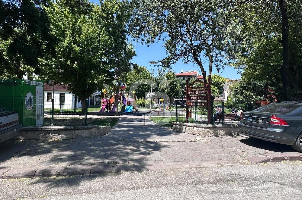 AYDINLIKEVLER’DE ALTINPARK’A YÜRÜME MESAFESİNDE 2+1