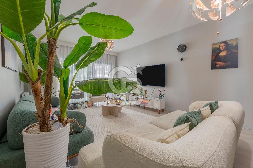 Menemen İmge Life'ta Havuz Manzara Çift Cephe 3+1 Satılık Daire
