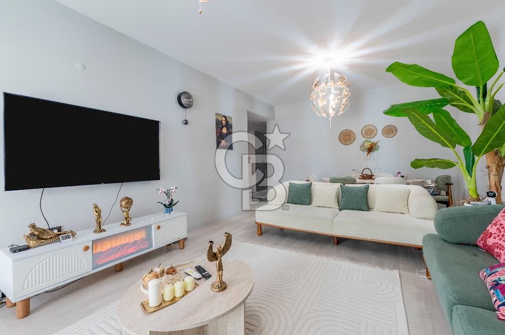 Menemen İmge Life'ta Havuz Manzara Çift Cephe 3+1 Satılık Daire