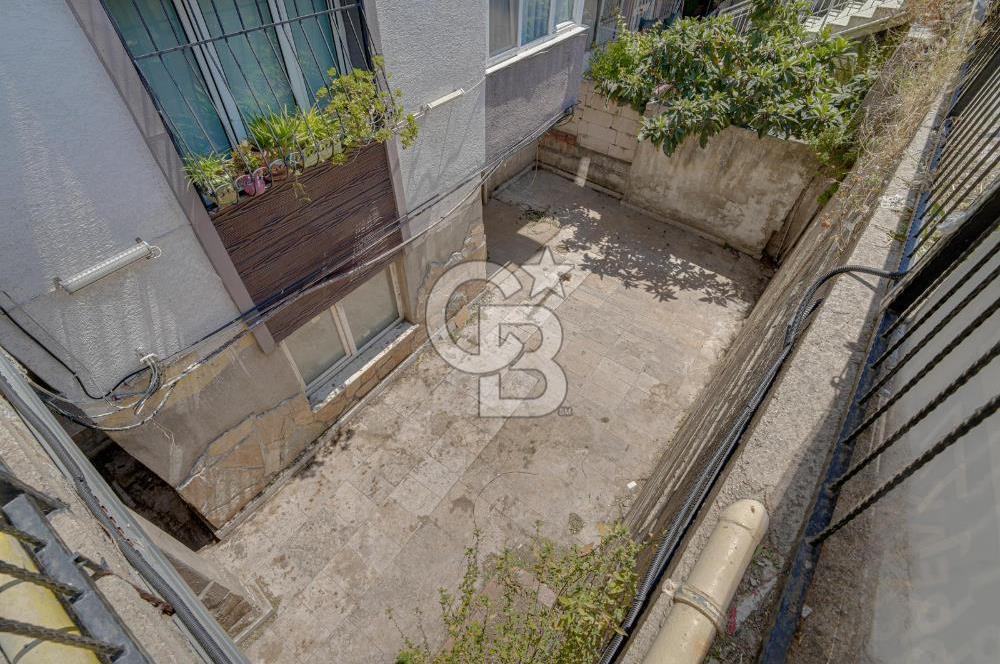 BAHÇELİEVLER'DE CADDE ÜZERİNDE FIRSAT SATILIK DAİRE