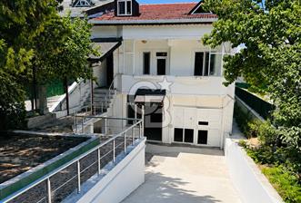 BÜYÜKÇEKMECE'DE GENİŞ BAHÇELİ DENİZ MANZARALI 6+2 MÜSTAKİL VİLLA - 1 - 366075