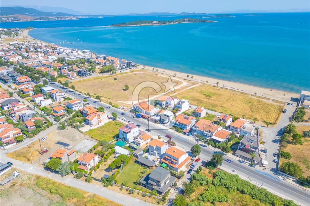 URLA ATATÜRK MAH DENİZE YAKIN SATILIK 5+1 TRİPLEKS VİLLA