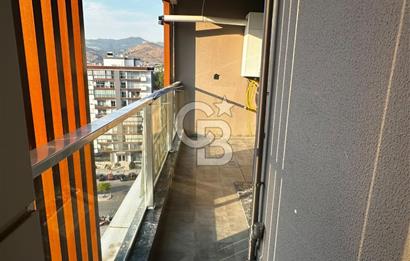 Karşıyaka Örnekköy Folkart Yaka'da Kiralık 2+1 Daire