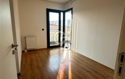 Karşıyaka Örnekköy Folkart Yaka'da Kiralık 2+1 Daire