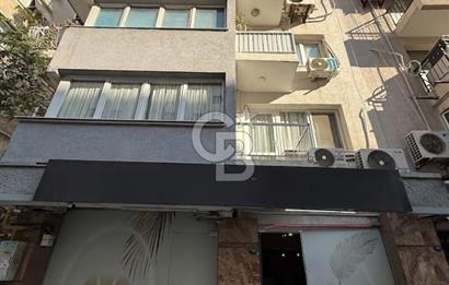 Konak Mithatpasa Caddesi Üzerinde Deniz Manzaralı Satılık Dükkan