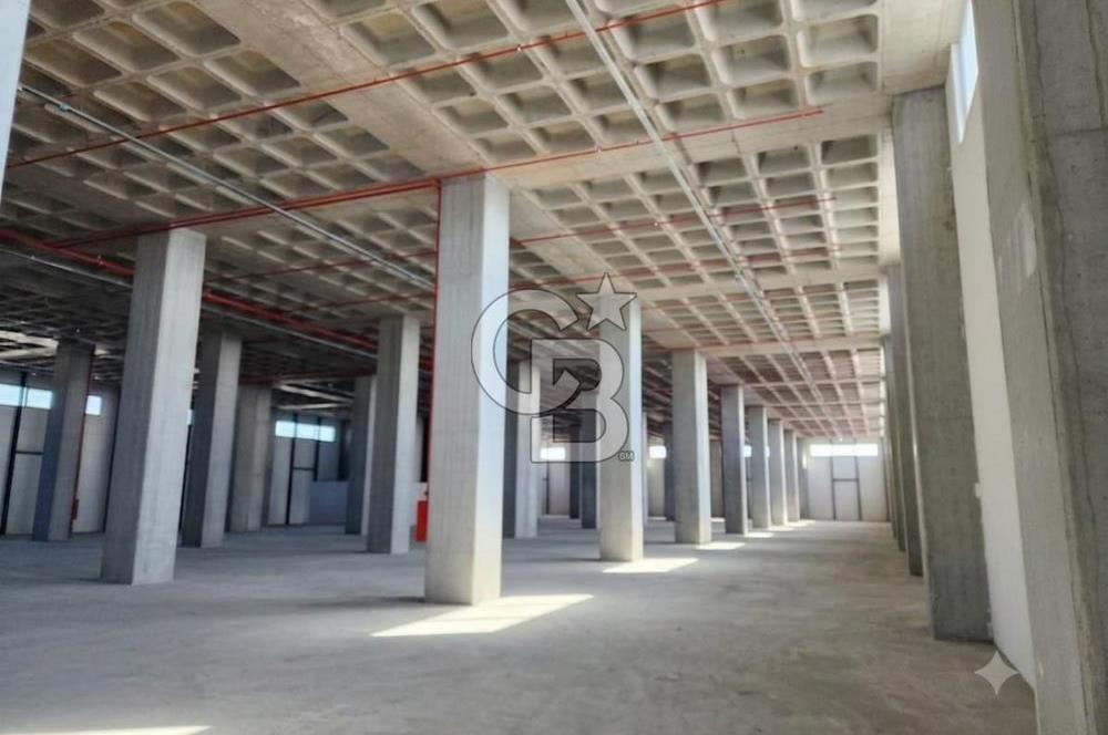 Hadımköy Ömerli Sanayi Satılık 4.300 M2 Depo 3 yükleme rampalı