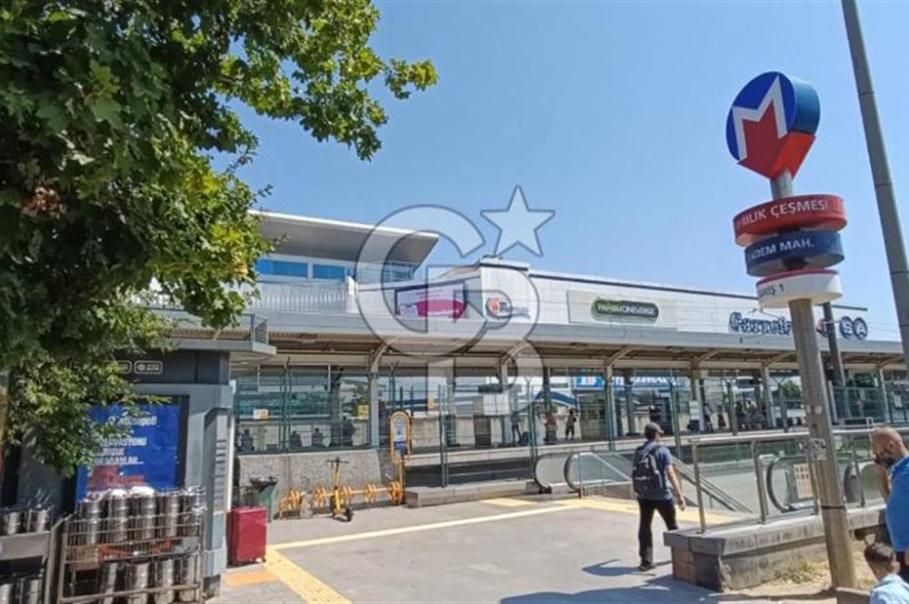 Kadıköy Koşuyolu Satılık Komple Ticari Bina
