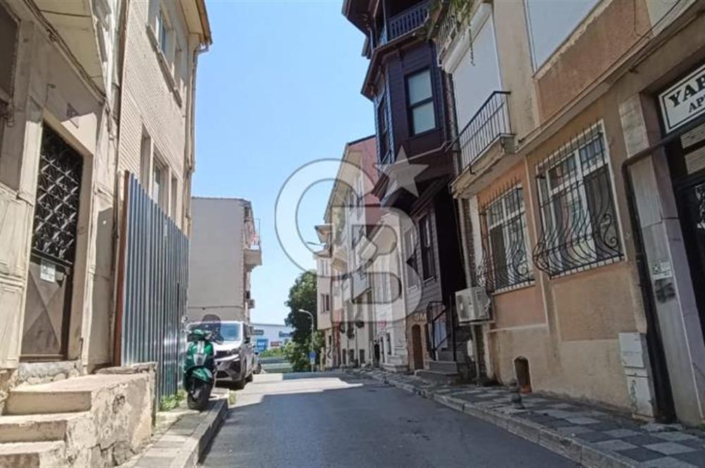 Kadıköy Koşuyolu Satılık Komple Ticari Bina