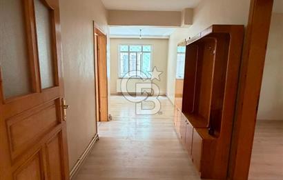 Topselvi mahallesinde  4+1 Kiralık Daire