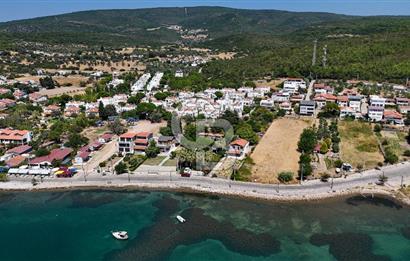 Urla Özbek’te Denize Sıfır 3 Katlı Özel Villa