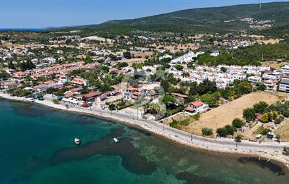 Urla Özbek’te Denize Sıfır 3 Katlı Özel Villa