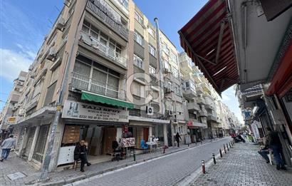 Karşıyaka Çarşı Spotçular Sokağında Satılık 20 m2 Bacalı Dükkan