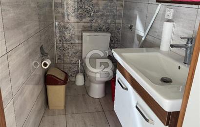 Karşıyaka Çarşı Yakını Satılık 25 m2 Boş Dükkan