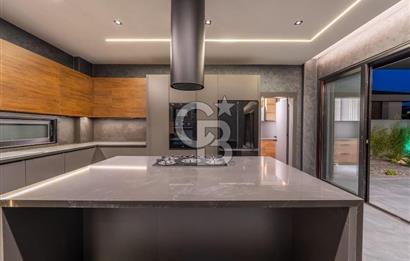 TEOK'tan Çeşme Ovacık'ta Satılık 6+1 Lüks Villa