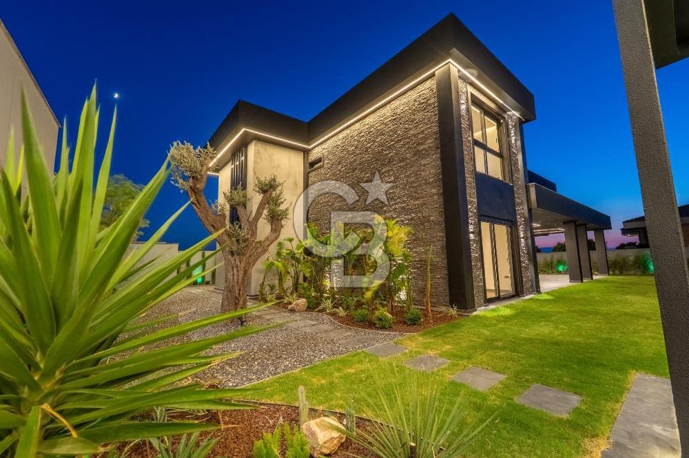 TEOK'tan Çeşme Ovacık'ta Satılık 6+1 Lüks Villa