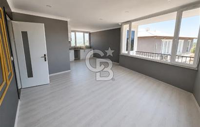 GÜMÜLDÜR'DE DENİZ MANZARALI EŞYALI EBEVEYN BANYOLU LÜKS DAİRE