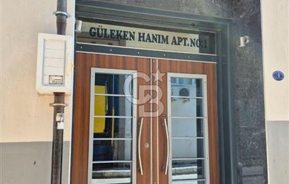Karşıyaka Yeni Girne'de Kiralık 200 m2 Dubleks Daire