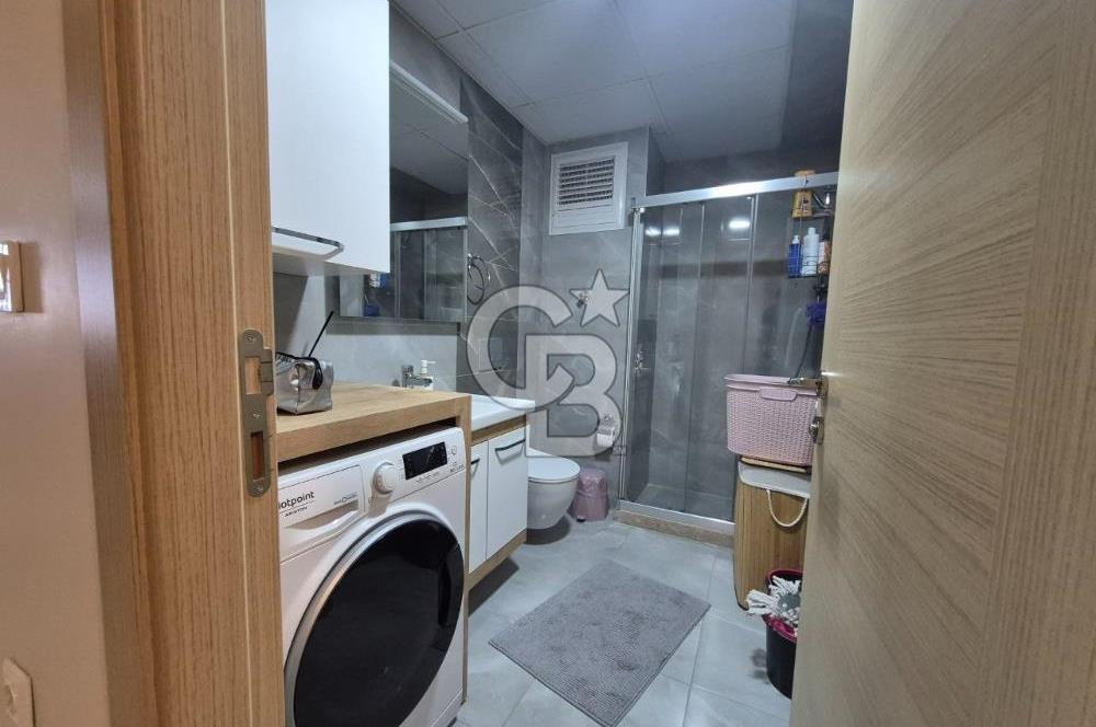 Karşıyaka Yeni Girne'de Kiralık 200 m2 Dubleks Daire