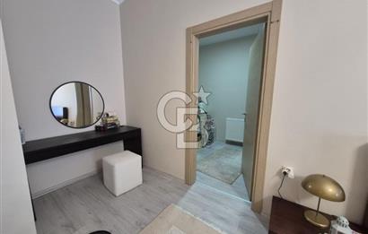 Karşıyaka Yeni Girne'de Kiralık 200 m2 Dubleks Daire